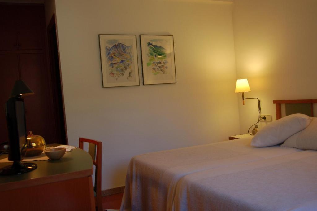 Hotel Vall Ferrera Areu Esterno foto